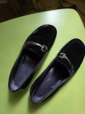 Donald Pliner Black Velvet/Patent Leather Equestrian Loafers Size 8M